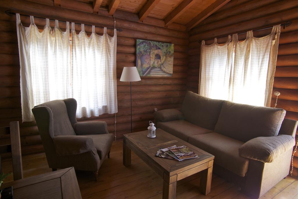 Complejo Rural Puerto Penas Hotel Aroche Exterior photo